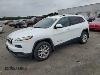 ✅ 2017 Jeep Cherokee Latitude • VIN: 1C4PJMCS4HW649230 • Лот: 67228545. Опубликован ранее на Copart с пробегом 199 138 миль. Бесплатный доступ к архиву аукционных продаж из США и подробный отчёт об истории автомобиля на DreamBid. Изображение 1.