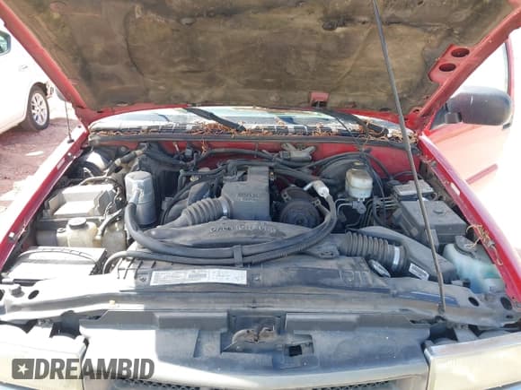 ✅ 2003 Chevrolet S-10 • VIN: 1GCCS19H938184611 • Лот: 43031988. Опубликован ранее на IAAI с пробегом 162 662 миль. Бесплатный доступ к архиву аукционных продаж из США и подробный отчёт об истории автомобиля на DreamBid. Изображение 10.