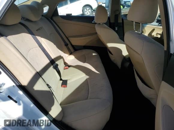 ✅ 2014 Hyundai Sonata GLS • VIN: 5NPEB4AC4EH925584 • Lot: 91270665. Listed on Copart with 178,357 mi. Free auction sales archive from the USA and detailed vehicle history report at DreamBid. Image 10.