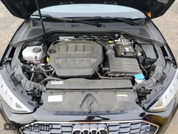 ✅ 2022 Audi A3 Premium • VIN: WAUAUDGY1NA037407 • Lot: 67620165. Wystawiony na Copart z przebiegiem 70 952 mil. Bezpłatny archiwum sprzedaży aukcyjnych z USA i szczegółowy raport historii pojazdu na DreamBid. Zdjęcie 11.