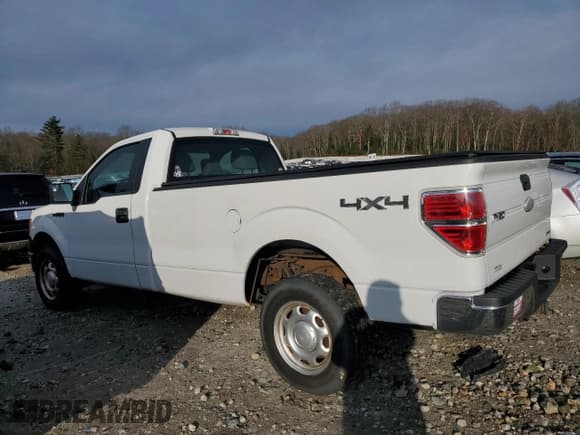 ✅ 2011 Ford F-150 XL • VIN: 1FTMF1EM1BKD82791 • Lot: 82148724. Listed on Copart with 76,928 mi. Free auction sales archive from the USA and detailed vehicle history report at DreamBid. Image 2.