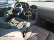 ✅ 2014 Dodge Challenger SXT • VIN: 2C3CDYAG6EH233786 • Lot: 74821874. Wystawiony na Copart z przebiegiem Nie podano. Bezpłatny archiwum sprzedaży aukcyjnych z USA i szczegółowy raport historii pojazdu na DreamBid. Zdjęcie 8.