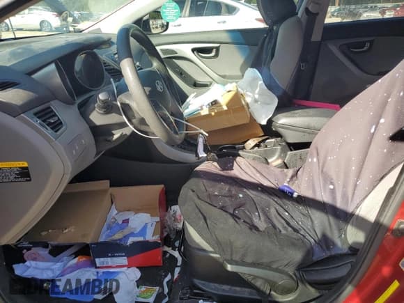 ✅ 2015 Hyundai Elantra SE • VIN: 5NPDH4AE7FH593461 • Lot: 84904855. Listed on Copart with 92,077 mi. Free auction sales archive from the USA and detailed vehicle history report at DreamBid. Image 7.