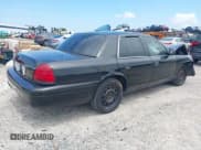 ✅ 2008 Ford Police Interceptor • VIN: 2FAHP71V08X118246 • Lot: 43097327. Listed on IAAI with Not provided. Free auction sales archive from the USA and detailed vehicle history report at DreamBid. Image 4.