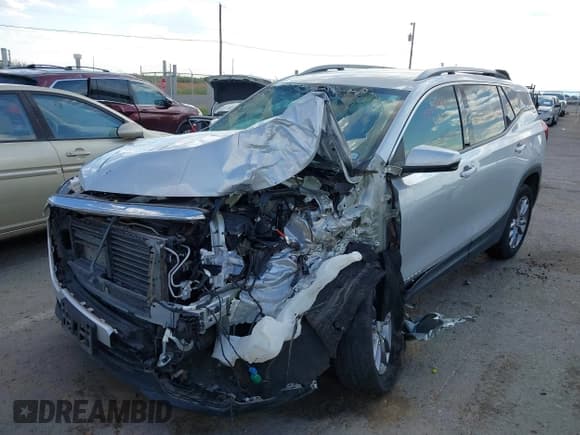 ✅ 2022 GMC Terrain SLT • VIN: 3GKALPEV8NL105666 • Лот: 43065922. Опубликован ранее на IAAI с пробегом Не указан. Бесплатный доступ к архиву аукционных продаж из США и подробный отчёт об истории автомобиля на DreamBid. Изображение 16.