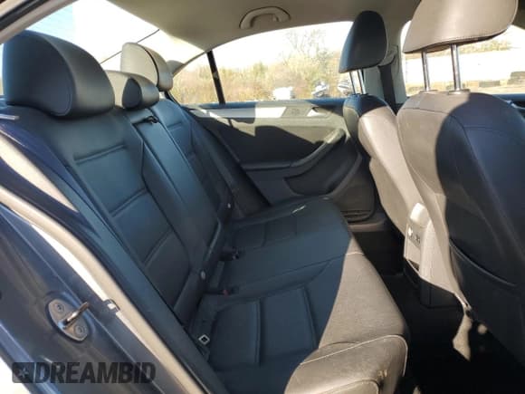 ✅ 2013 Volkswagen Jetta SE • VIN: 3VWDP7AJ1DM287877 • Lot: 90267175. Listed on Copart with 140,565 mi. Free auction sales archive from the USA and detailed vehicle history report at DreamBid. Image 10.