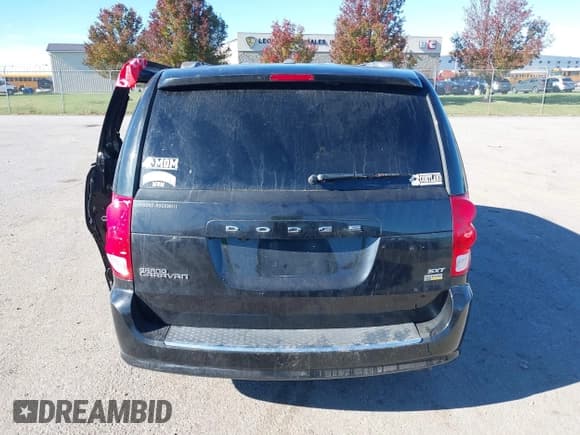 ✅ 2017 Dodge Grand Caravan SXT • VIN: 2C4RDGCG4HR677308 • Lot: 42983478. Listed on IAAI with 112,000 mi. Free auction sales archive from the USA and detailed vehicle history report at DreamBid. Image 17.