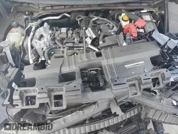 ✅ 2025 Nissan Kicks SR • VIN: 3N8AP6DB4SL332659 • Lot: 87180415. Wystawiony na Copart z przebiegiem 14 812 mil. Bezpłatny archiwum sprzedaży aukcyjnych z USA i szczegółowy raport historii pojazdu na DreamBid. Zdjęcie 11.