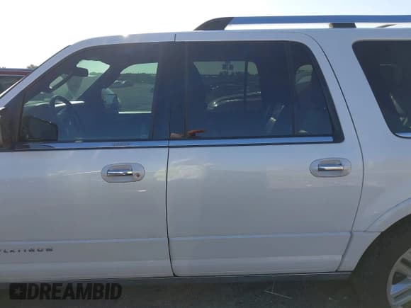 ✅ 2016 Ford Expedition Max Platinum • VIN: 1FMJK1LTXGEF31256 • Lot: 42475858. Listed on IAAI with 134,167 mi. Free auction sales archive from the USA and detailed vehicle history report at DreamBid. Image 14.