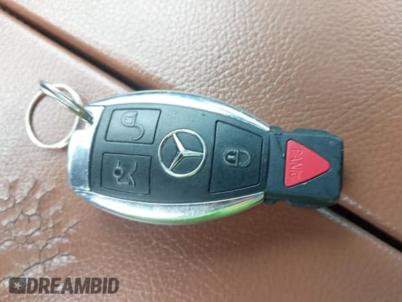 ✅ 2016 Mercedes-Benz GLE 450 AMG • VIN: 4JGED6EB1GA045097 • Lot: 43567873. Wystawiony na IAAI z przebiegiem 114 117 mil. Bezpłatny archiwum sprzedaży aukcyjnych z USA i szczegółowy raport historii pojazdu na DreamBid. Zdjęcie 11.