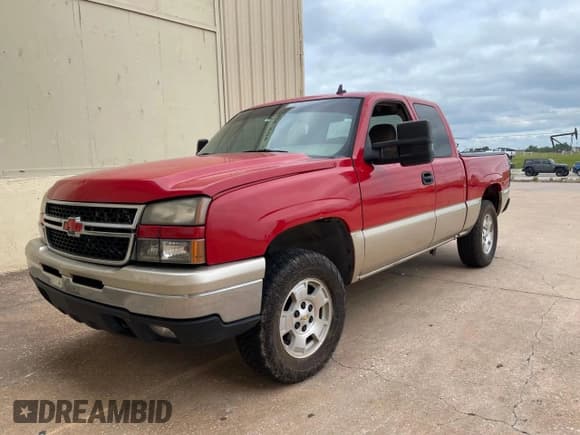 ✅ 2006 Chevrolet Silverado 1500 LT1 • VIN: 1GCEC19T66Z248922 • Лот: 59994955. Опубликован ранее на Copart с пробегом 226 918 миль. Бесплатный доступ к архиву аукционных продаж из США и подробный отчёт об истории автомобиля на DreamBid. Изображение 2.
