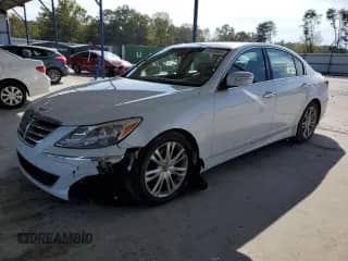 2014 Hyundai Genesis 3.8L with VIN KMHGC4DD8EU263651, listed as a Copart auction lot 87035935 with 117,273 mi miles and Salvage title. Bid and sale history available at DreamBid. Image 1.