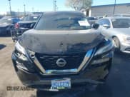 ✅ 2022 Nissan Rogue SV • VIN: 5N1BT3BA4NC703982 • Lot: 43551524. Wystawiony na IAAI z przebiegiem 42 015 mil. Bezpłatny archiwum sprzedaży aukcyjnych z USA i szczegółowy raport historii pojazdu na DreamBid. Zdjęcie 13.