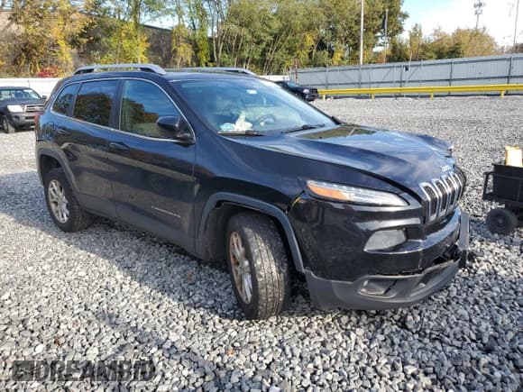 ✅ 2016 Jeep Cherokee North • VIN: 1C4PJLCS2GW107469 • Лот: 82700825. Опубликован ранее на Copart с пробегом 177 437 миль. Бесплатный доступ к архиву аукционных продаж из США и подробный отчёт об истории автомобиля на DreamBid. Изображение 4.