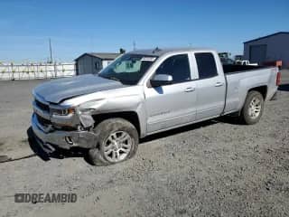 2017 Chevrolet Silverado 1500 LT с VIN 1GCVKREC9HZ210532, выставлен на аукционе Copart как лот 82233285 с пробегом 125 789 миль миль и Списание • Salvage title. История ставок и продаж доступна на DreamBid. Изображение 1.