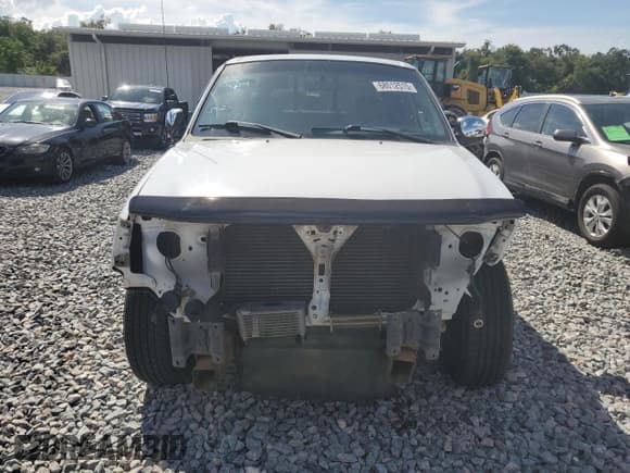 ✅ 2000 Ford F-150 XL • VIN: 1FTRX07LXYKA38662 • Lot: 68012515. Wystawiony na Copart z przebiegiem 96 880 mil. Bezpłatny archiwum sprzedaży aukcyjnych z USA i szczegółowy raport historii pojazdu na DreamBid. Zdjęcie 5.