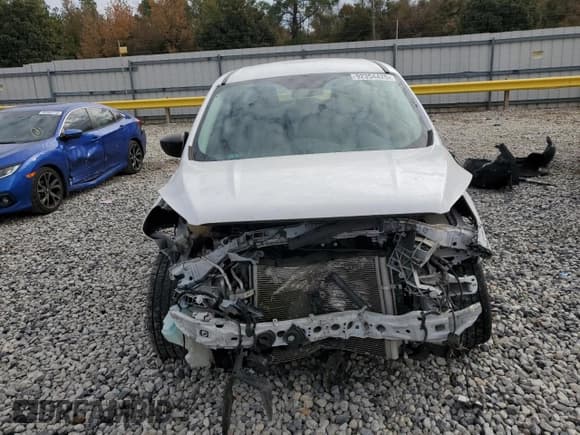 ✅ 2017 Ford Escape S • VIN: 1FMCU0F70HUB19639 • Lot: 92354425. Listed on Copart with 113,288 mi. Free auction sales archive from the USA and detailed vehicle history report at DreamBid. Image 5.