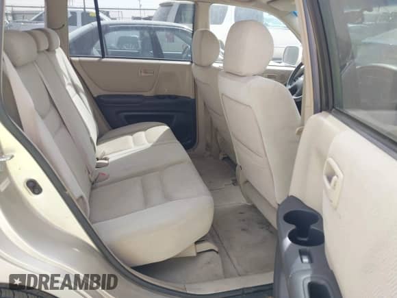 2001 Toyota Highlander с VIN JTEGD21A410002031, выставлен на аукционе IAAI как лот 41841243 с пробегом 153 931 миль миль и . История ставок и продаж доступна на DreamBid. Изображение 8.