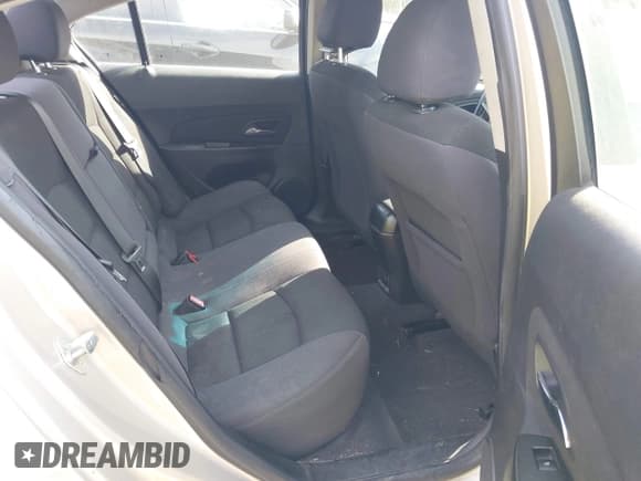 ✅ 2013 Chevrolet Cruze 1LT • VIN: 1G1PC5SB8D7233423 • Лот: 43631891. Опубликован ранее на IAAI с пробегом 209 748 миль. Бесплатный доступ к архиву аукционных продаж из США и подробный отчёт об истории автомобиля на DreamBid. Изображение 8.