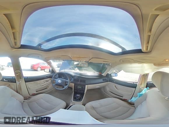 ✅ 2006 Volkswagen Golf GLS • VIN: 9BWGR61J264005772 • Lot: 83387174. Wystawiony na Copart z przebiegiem 171 287 mil. Bezpłatny archiwum sprzedaży aukcyjnych z USA i szczegółowy raport historii pojazdu na DreamBid. Zdjęcie 13.