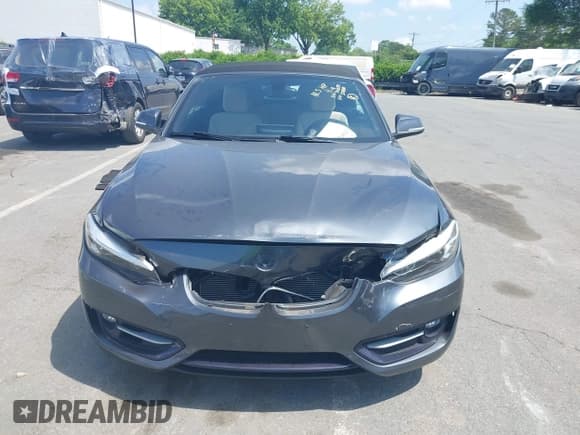 ✅ 2016 BMW 2 Series 228i xDrive • VIN: WBA1L9C50GV324910 • Lot: 42153692. Wystawiony na IAAI z przebiegiem 48 785 mil. Bezpłatny archiwum sprzedaży aukcyjnych z USA i szczegółowy raport historii pojazdu na DreamBid. Zdjęcie 12.