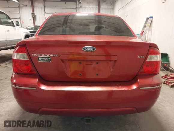 ✅ 2006 Ford Five Hundred SEL • VIN: 1FAFP24126G185999 • Lot: 41689066. Wystawiony na IAAI z przebiegiem 168 172 mil. Bezpłatny archiwum sprzedaży aukcyjnych z USA i szczegółowy raport historii pojazdu na DreamBid. Zdjęcie 17.