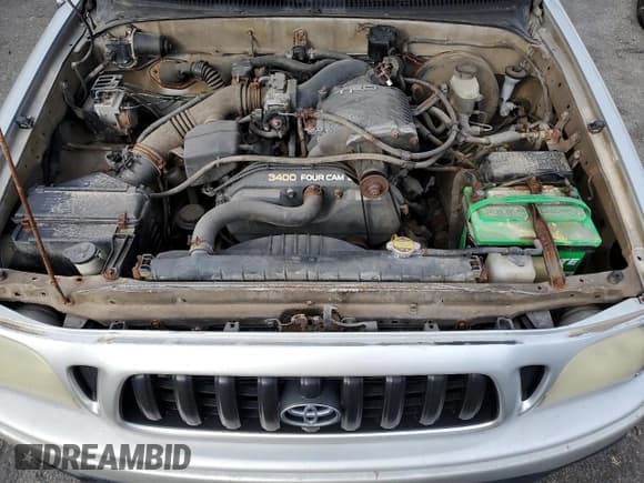 ✅ 2004 Toyota Tacoma • VIN: 5TEWN72N94Z444738 • Lot: 90382405. Wystawiony na Copart z przebiegiem 260 173 mil. Bezpłatny archiwum sprzedaży aukcyjnych z USA i szczegółowy raport historii pojazdu na DreamBid. Zdjęcie 11.