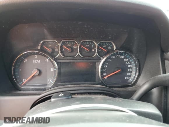 ✅ 2018 Chevrolet Tahoe LS • VIN: 1GNSCAKC2JR392304 • Lot: 81493075. Wystawiony na Copart z przebiegiem Nie podano. Bezpłatny archiwum sprzedaży aukcyjnych z USA i szczegółowy raport historii pojazdu na DreamBid. Zdjęcie 9.