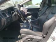 ✅ 2016 Volvo V60 T5 • VIN: YV4612HK8G1007028 • Лот: 58238805. Опубликован ранее на Copart с пробегом 85 222 миль. Бесплатный доступ к архиву аукционных продаж из США и подробный отчёт об истории автомобиля на DreamBid. Изображение 7.