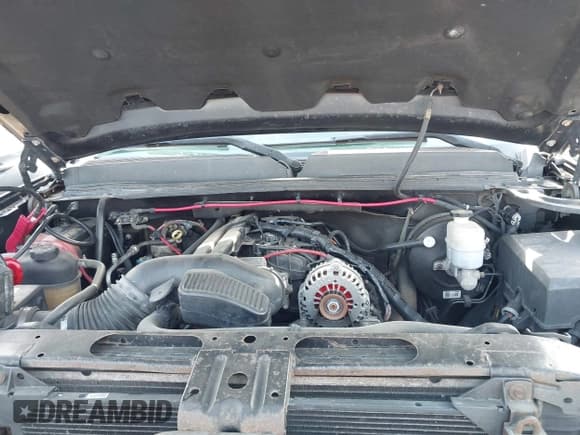 ✅ 2008 GMC Sierra Denali • VIN: 2GTEK638X81334086 • Lot: 42531560. Listed on IAAI with 248,592 mi. Free auction sales archive from the USA and detailed vehicle history report at DreamBid. Image 10.