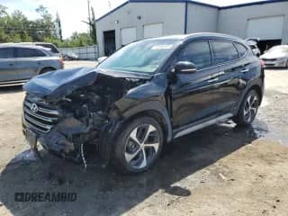 2018 Hyundai Tucson Value z VIN KM8J33A27JU745640, wystawiony jako Copart lot #71830205 z przebiegiem 118 965 mil mil oraz Szkoda całkowita • Salvage title. Historia ofert i sprzedaży dostępna na DreamBid. Obrazek 1.