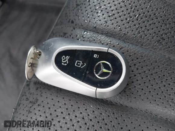 ✅ 2023 Mercedes-Benz EQS 450 • VIN: 4JGDM2EB9PA026947 • Lot: 41560054. Listed on IAAI with 19,895 mi. Free auction sales archive from the USA and detailed vehicle history report at DreamBid. Image 11.