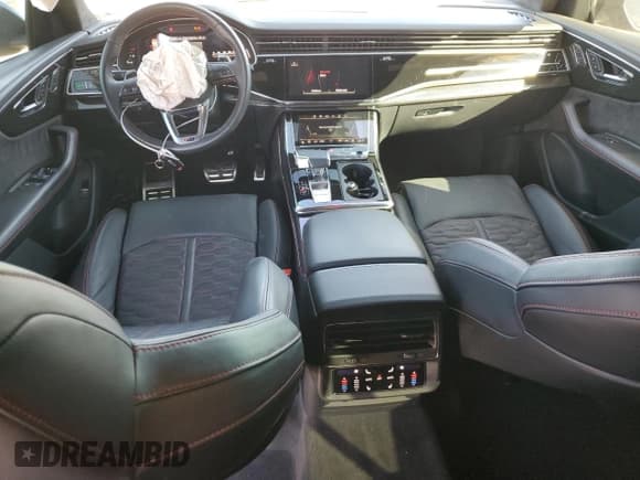 ✅ 2021 Audi RS Q8 • VIN: WU1ARBF1XMD037936 • Лот: 89896125. Опубликован ранее на Copart с пробегом 30 518 миль. Бесплатный доступ к архиву аукционных продаж из США и подробный отчёт об истории автомобиля на DreamBid. Изображение 8.