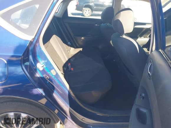 ✅ 2019 Nissan Sentra S • VIN: 3N1AB7AP7KY314419 • Lot: 43600035. Wystawiony na IAAI z przebiegiem 83 169 mil. Bezpłatny archiwum sprzedaży aukcyjnych z USA i szczegółowy raport historii pojazdu na DreamBid. Zdjęcie 8.