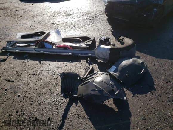 ✅ 2021 Mercedes-Benz E 450 • VIN: W1KZF5KB1MA927922 • Lot: 71623172. Wystawiony na Copart z przebiegiem 15 603 mil. Bezpłatny archiwum sprzedaży aukcyjnych z USA i szczegółowy raport historii pojazdu na DreamBid. Zdjęcie 12.