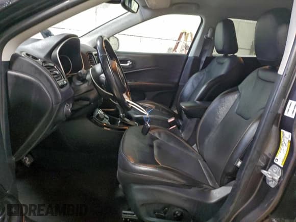 ✅ 2021 Jeep Compass Limited • VIN: 3C4NJDCB5MT604370 • Lot: 96536115. Wystawiony na Copart z przebiegiem 146 885 mil. Bezpłatny archiwum sprzedaży aukcyjnych z USA i szczegółowy raport historii pojazdu na DreamBid. Zdjęcie 7.