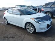 ✅ 2013 Hyundai Veloster w/Black Int • VIN: KMHTC6AD4DU162653 • Lot: 43849738. Wystawiony na IAAI z przebiegiem 178 593 mil. Bezpłatny archiwum sprzedaży aukcyjnych z USA i szczegółowy raport historii pojazdu na DreamBid. Zdjęcie 1.