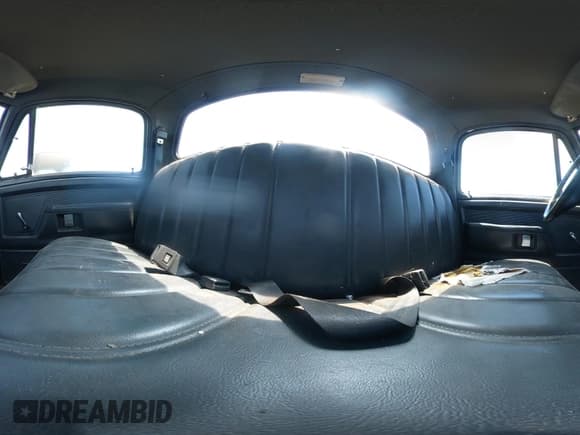 ✅ 1988 Dodge D/W 100 • VIN: 1B7FD04X8JS739662 • Lot: 42691327. Listed on IAAI with 16,355 mi. Free auction sales archive from the USA and detailed vehicle history report at DreamBid. Image 16.