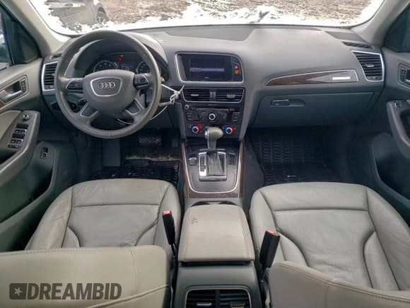 ✅ 2014 Audi Q5 Premium • VIN: WA1CFAFP4EA112964 • Lot: 95307505. Listed on Copart with 129,171 mi. Free auction sales archive from the USA and detailed vehicle history report at DreamBid. Image 8.