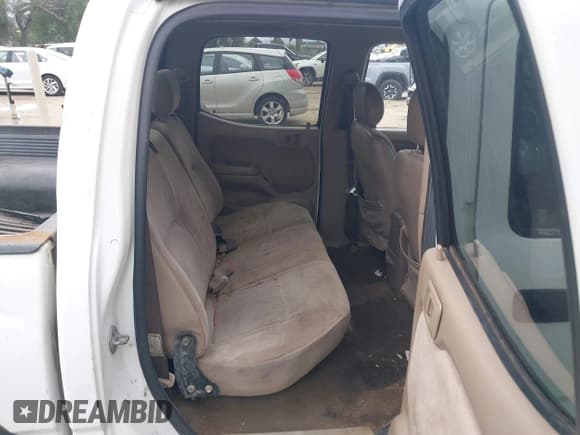 ✅ 2002 Toyota Tacoma PreRunner • VIN: 5TEGN92N72Z011738 • Lot: 43692039. Wystawiony na IAAI z przebiegiem 324 979 mil. Bezpłatny archiwum sprzedaży aukcyjnych z USA i szczegółowy raport historii pojazdu na DreamBid. Zdjęcie 8.