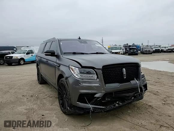 ✅ 2020 Lincoln Navigator Reserve • VIN: 5LMJJ3KT3LEL21850 • Lot: 45504145. Wystawiony na Copart z przebiegiem 58 320 mil. Bezpłatny archiwum sprzedaży aukcyjnych z USA i szczegółowy raport historii pojazdu na DreamBid. Zdjęcie 12.