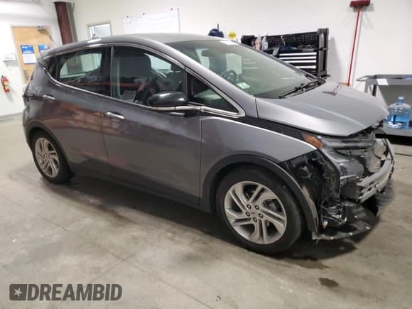 ✅ 2023 Chevrolet Bolt EV 1LT • VIN: 1G1FW6S0XP4173920 • Lot: 42342765. Wystawiony na Copart z przebiegiem 25 506 mil. Bezpłatny archiwum sprzedaży aukcyjnych z USA i szczegółowy raport historii pojazdu na DreamBid. Zdjęcie 4.