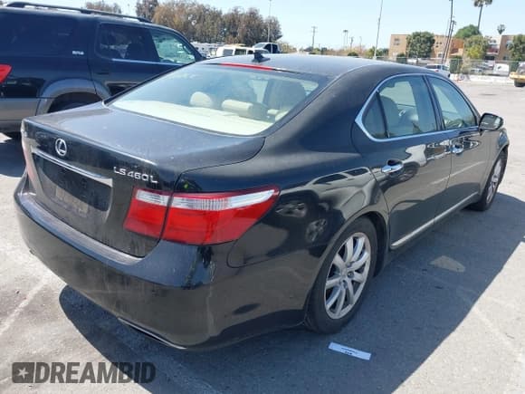 ✅ 2007 Lexus LS 460 L • VIN: JTHGL46F375001759 • Lot: 41959744. Listed on IAAI with 144,668 mi. Free auction sales archive from the USA and detailed vehicle history report at DreamBid. Image 4.