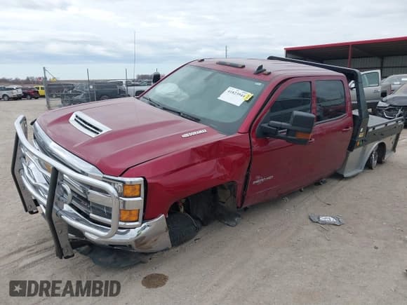 ✅ 2019 Chevrolet Silverado 2500HD LT • VIN: 1GC1KSEY9KF103023 • Lot: 41823944. Listed on IAAI with 143,028 mi. Free auction sales archive from the USA and detailed vehicle history report at DreamBid. Image 2.