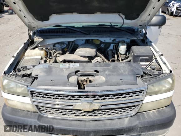 ✅ 2005 Chevrolet Silverado 2500HD Work Truck • VIN: 1GCHC24U75E344969 • Lot: 70755194. Wystawiony na Copart z przebiegiem Nie podano. Bezpłatny archiwum sprzedaży aukcyjnych z USA i szczegółowy raport historii pojazdu na DreamBid. Zdjęcie 11.