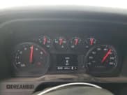 ✅ 2024 Chevrolet Silverado 2500HD Custom • VIN: 2GC4YME75R1114388 • Lot: 85753175. Wystawiony na Copart z przebiegiem 58 666 mil. Bezpłatny archiwum sprzedaży aukcyjnych z USA i szczegółowy raport historii pojazdu na DreamBid. Zdjęcie 9.