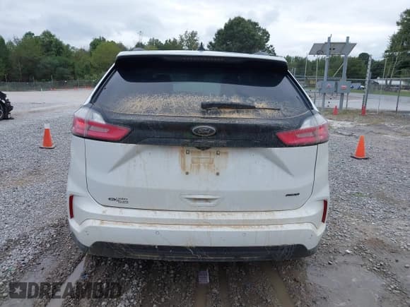 ✅ 2024 Ford Edge SE • VIN: 2FMPK4G9XRBA25502 • Lot: 43386213. Wystawiony na IAAI z przebiegiem 38 156 mil. Bezpłatny archiwum sprzedaży aukcyjnych z USA i szczegółowy raport historii pojazdu na DreamBid. Zdjęcie 16.