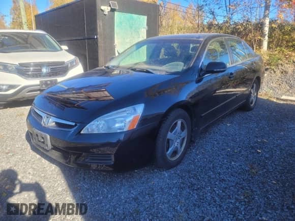 2007 Honda Accord with VIN JHMCN36557C800173, listed as a Copart auction lot 90847235 with 195,348 mi miles and Clean title. Bid and sale history available at DreamBid. Image 2.