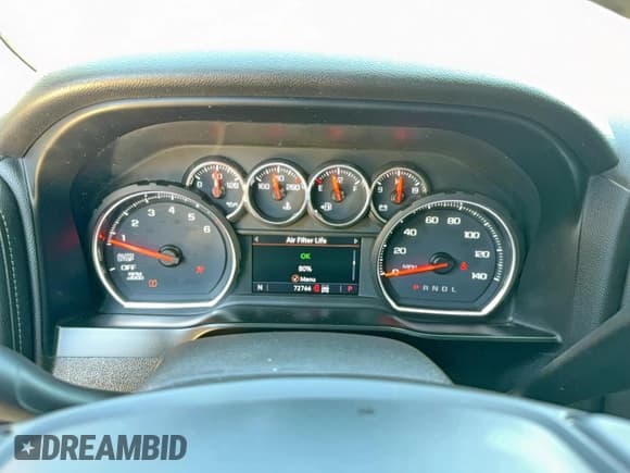 ✅ 2019 Chevrolet Silverado 1500 LT Trail Boss • VIN: 3GCPYFEDXKG194329 • Lot: 85728635. Wystawiony na Copart z przebiegiem 72 766 mil. Bezpłatny archiwum sprzedaży aukcyjnych z USA i szczegółowy raport historii pojazdu na DreamBid. Zdjęcie 8.