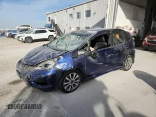 ✅ 2013 Honda Fit Sport • VIN: JHMGE8H58DC033085 • Лот: 92514985. Опубликован ранее на Copart с пробегом 184 827 миль. Бесплатный доступ к архиву аукционных продаж из США и подробный отчёт об истории автомобиля на DreamBid. Изображение 1.